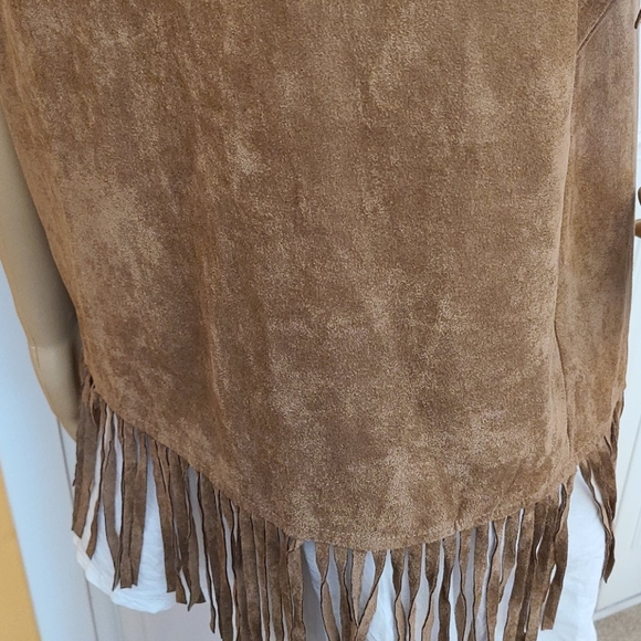 Great Ultra Suede Fringey Vest - Picture 5 of 9